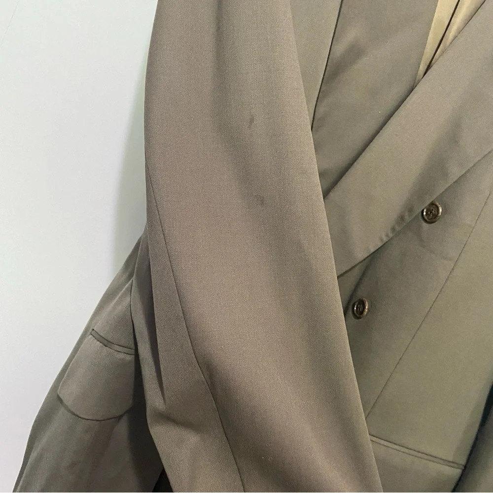 Pierre Balmain structured perfectly next